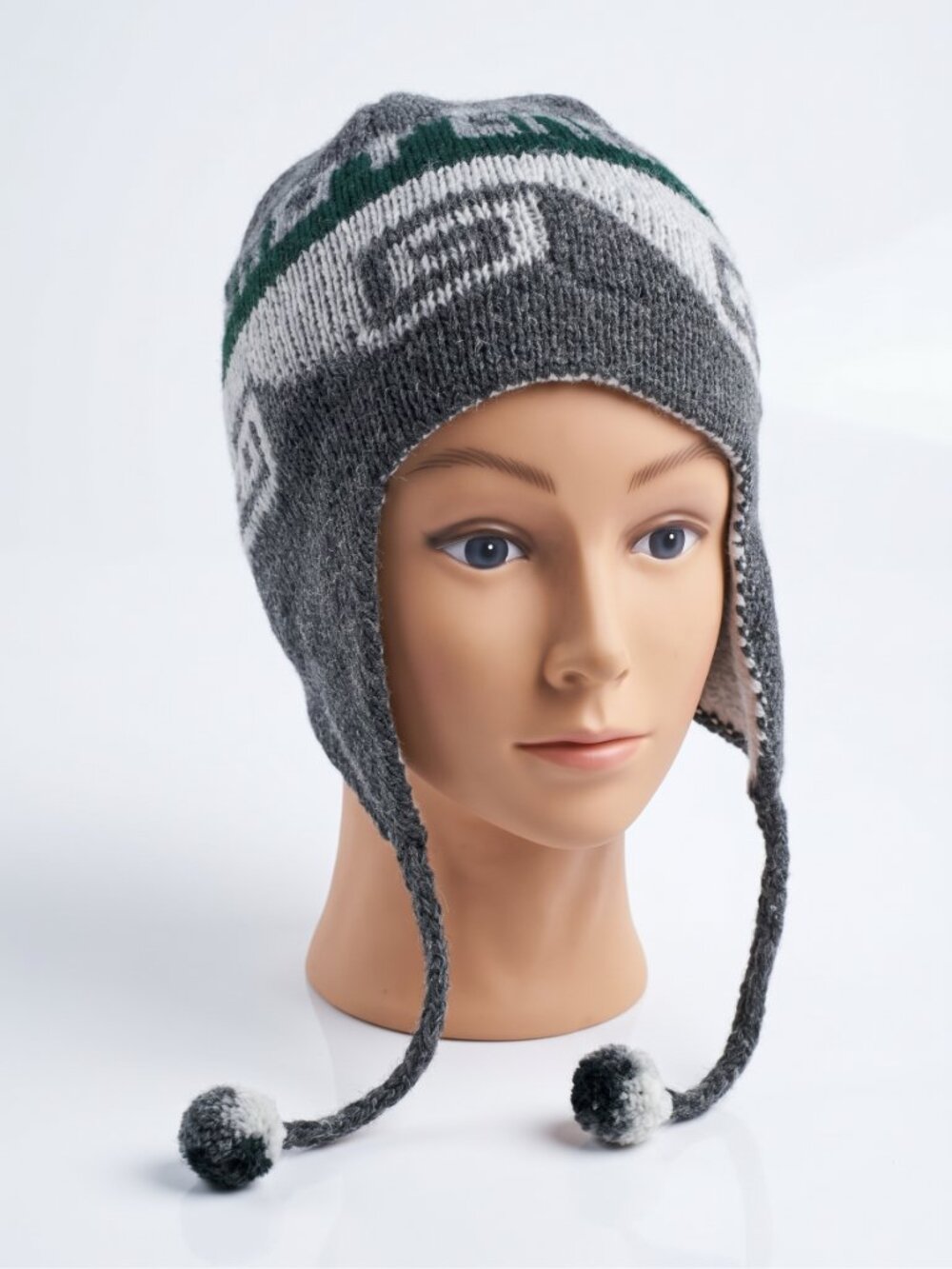 Handcrafted Reversible Andean Chullo – Cusco-Style Winter Hat